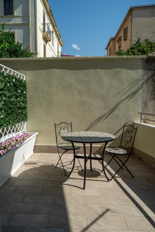 Salerno Center Suites Εξωτερικό φωτογραφία